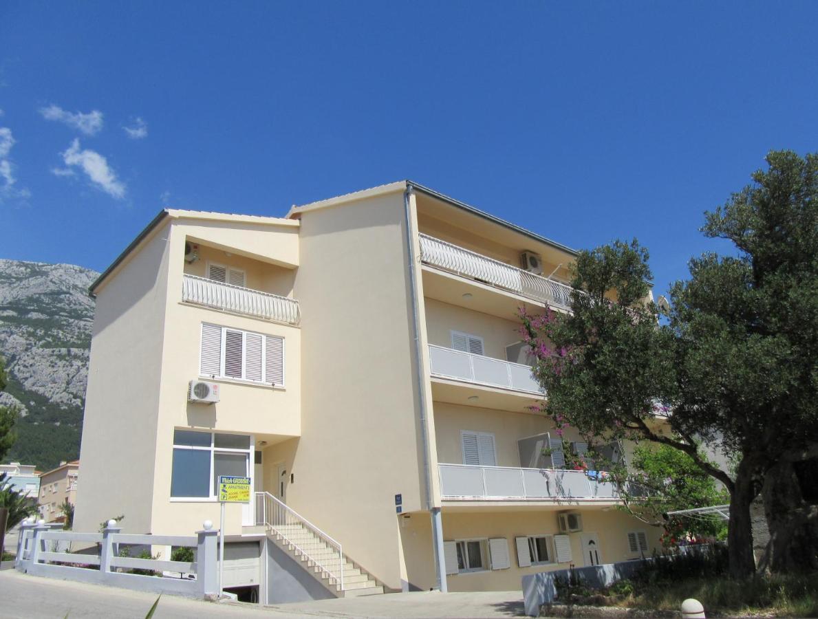 Marin- Apartment Makarska