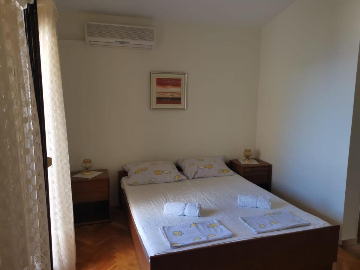 Marin- Apartment